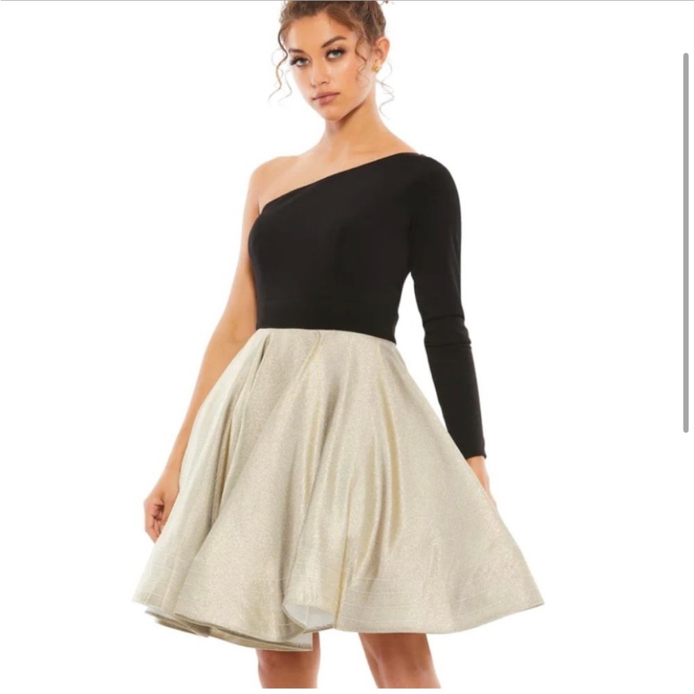 IEENA for MACDUGGAL black & gold one shoulder a-line cocktail dress.